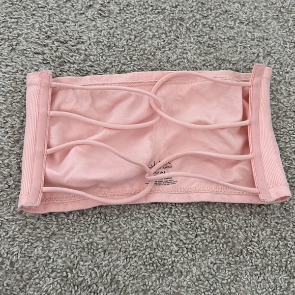 IJAK Strappless Bra - Picture 2 of 3